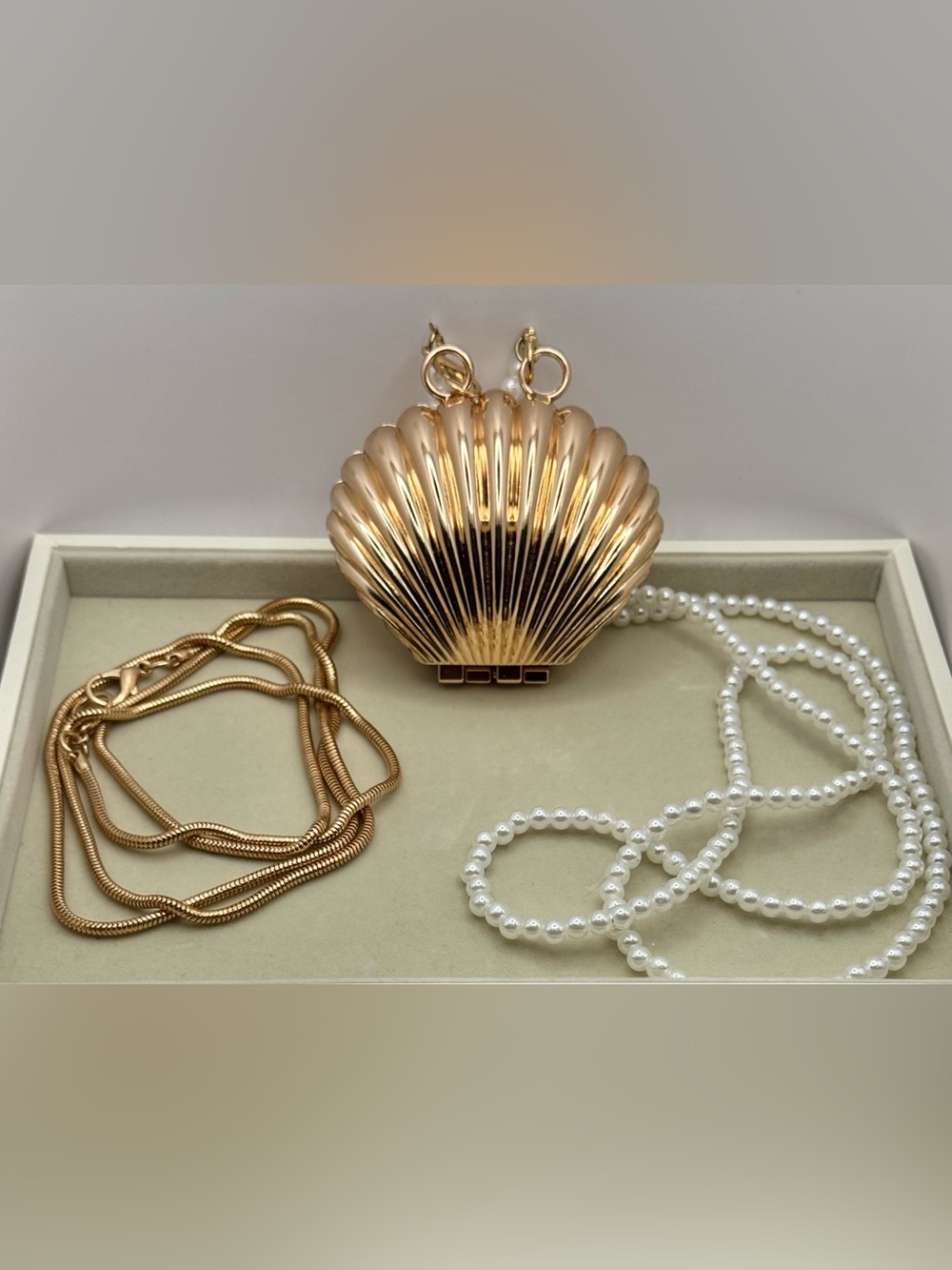 Mini 3D Seashell Clutch Crossbody with Chain or Faux Pearl Strap Rose Gold Tone